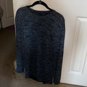 Long sleeve - long line t shirt